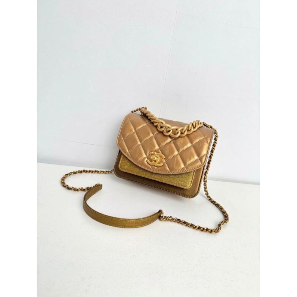Chanel Women Pre-Loved Bag Very Good Condition